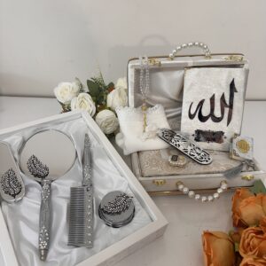 مصحف شريف مجموعة / بكج مراية تسريحة مشط عرايس مجموعة / بكج  طقم | هدايا ملكة وعرايس فخمة - متجر سعودي