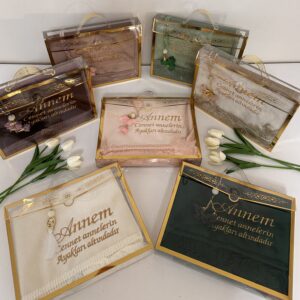 مخمل فاخر سجادة صلاة مبطنة سبحة أنيقة | هدايا ملكة وعرايس فخمة - متجر سعودي